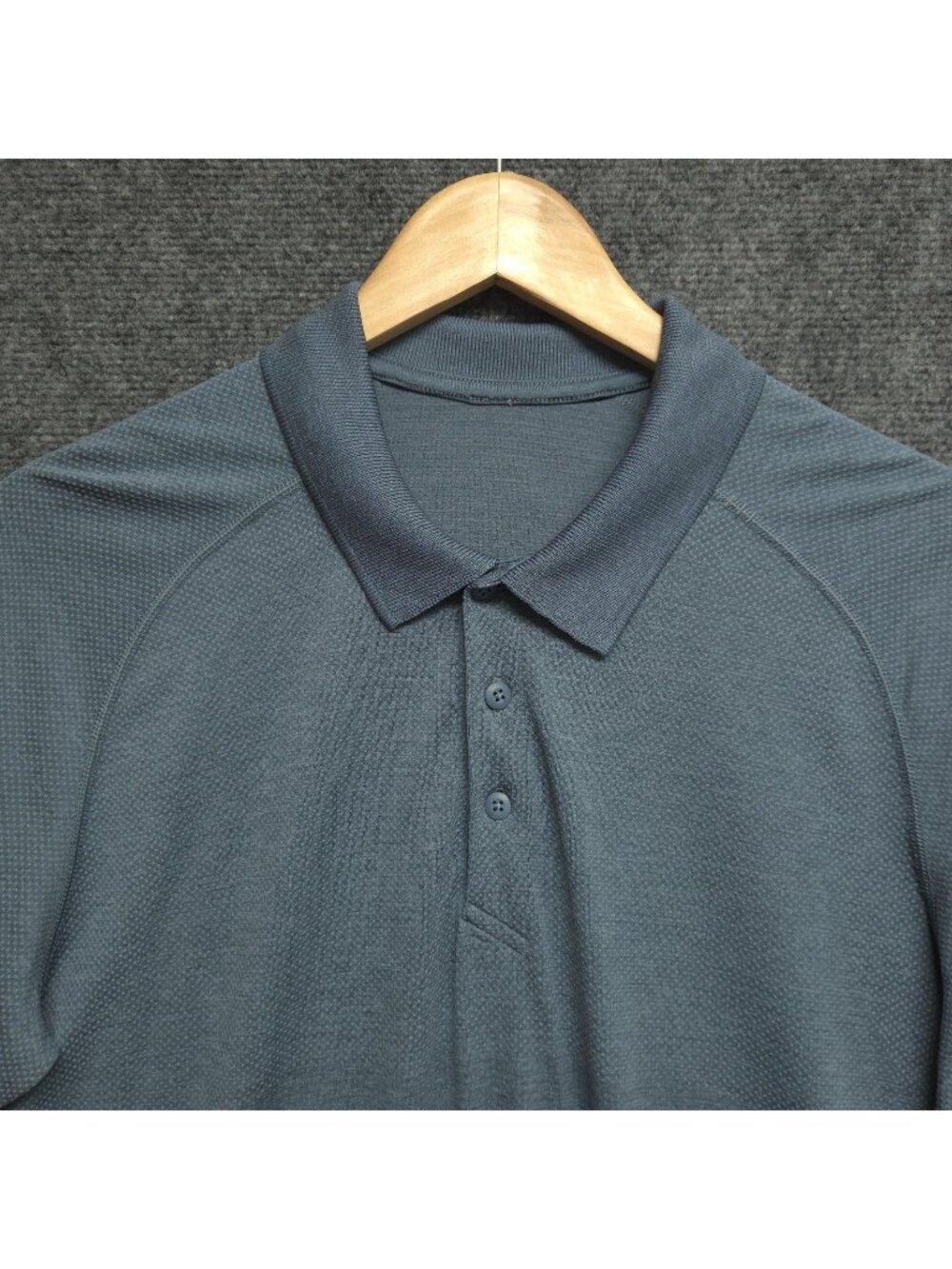 Lululemon Shirt Men's Large River Blue Metal Vent Tech Polo Short Sleeve Casual